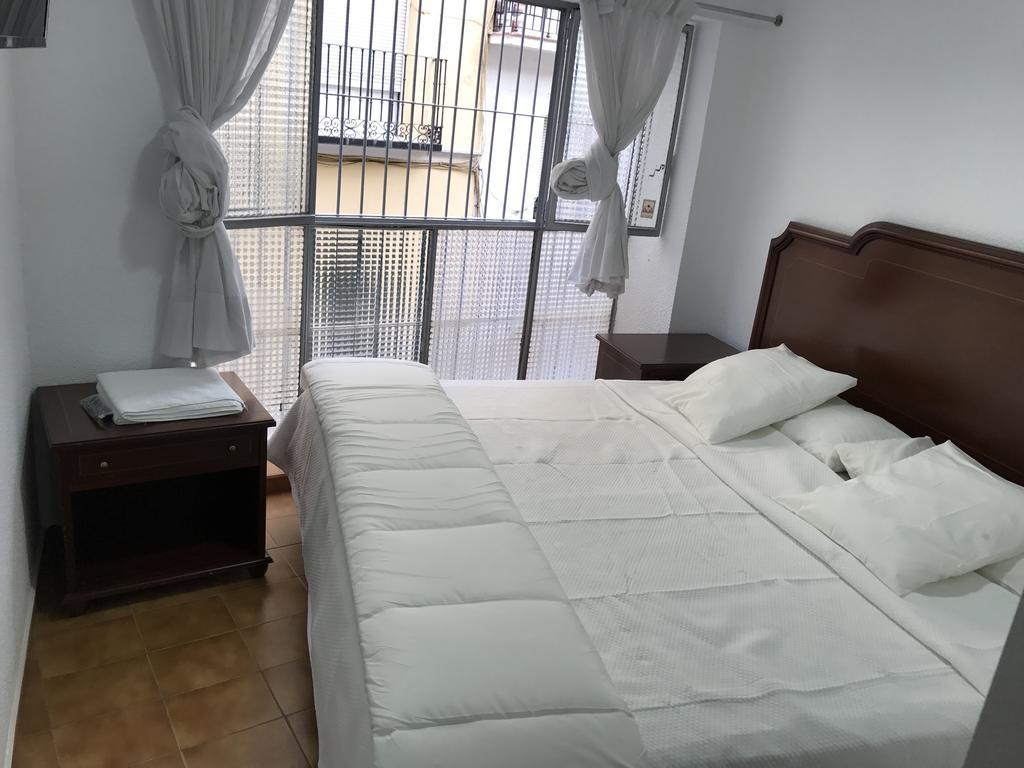 Hostal Lavapies マドリード エクステリア 写真