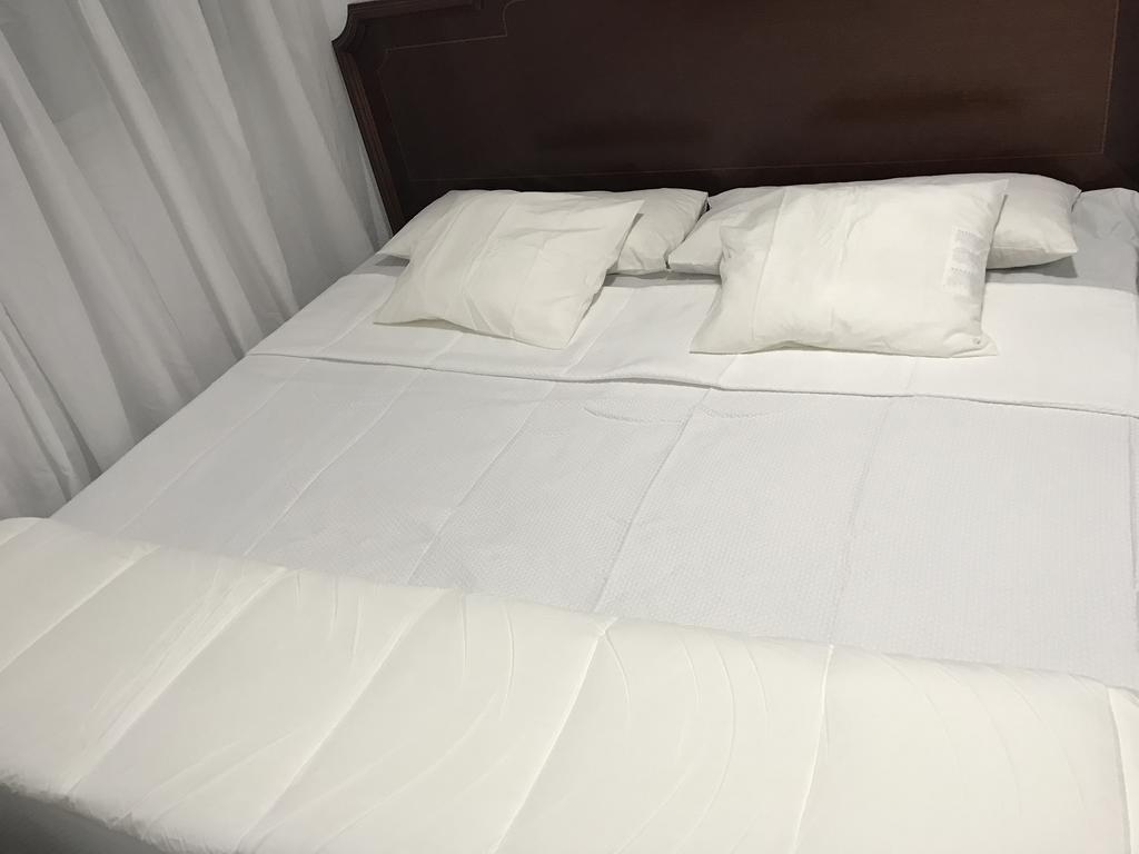 Hostal Lavapies マドリード エクステリア 写真