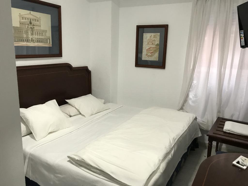 Hostal Lavapies マドリード エクステリア 写真