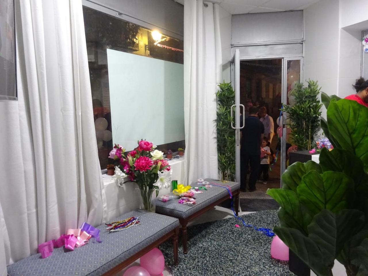 Hostal Lavapies マドリード エクステリア 写真