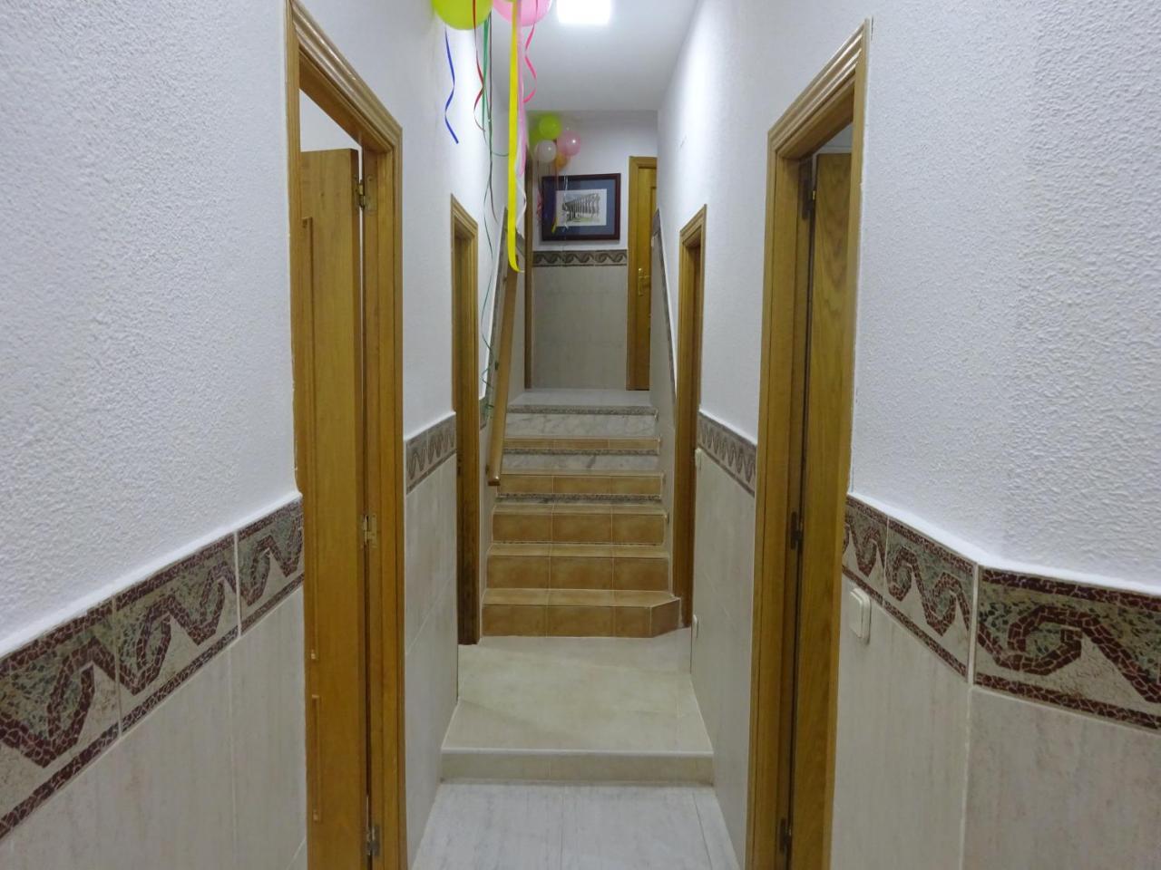 Hostal Lavapies マドリード エクステリア 写真